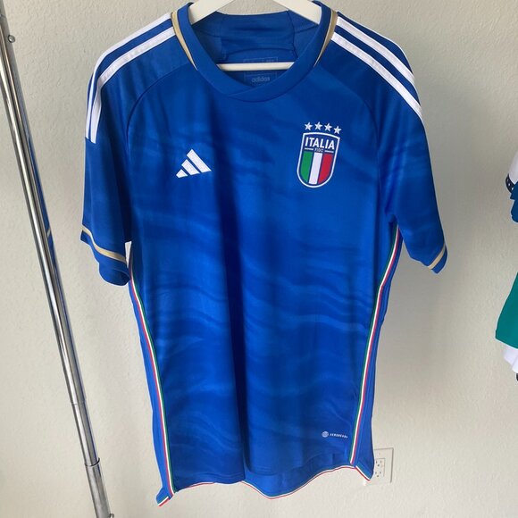 Adidas Italy National Team Home Soccer Jersey. - Picture 8 of 16